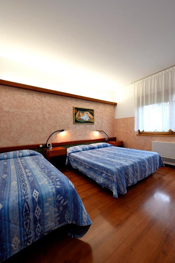 Hotel Italia Monfalcone Esterno foto