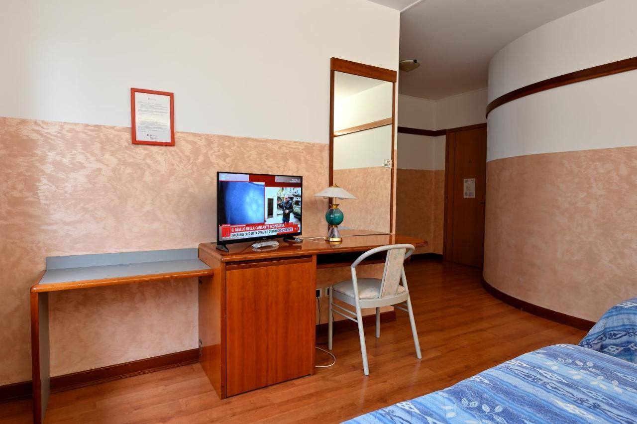 Hotel Italia Monfalcone Esterno foto