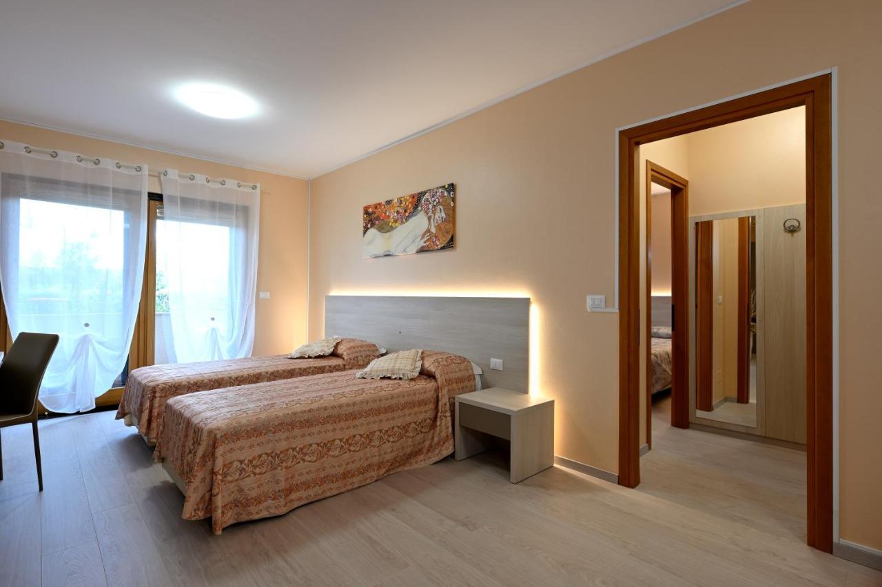 Hotel Italia Monfalcone Esterno foto